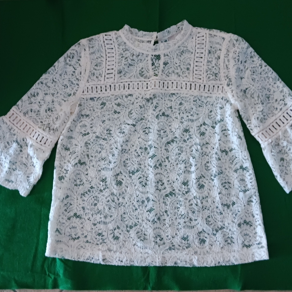 LOFT Cream Lace Sz Small Top  3/4 Bell Sleeve